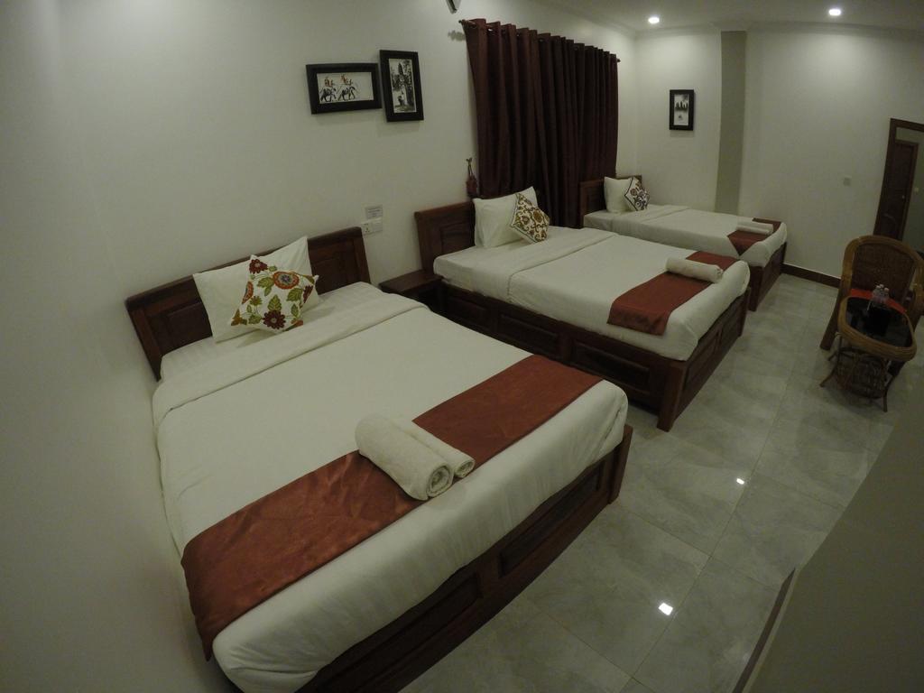 Happy​​ Family Guesthouse Kampot Exterior photo