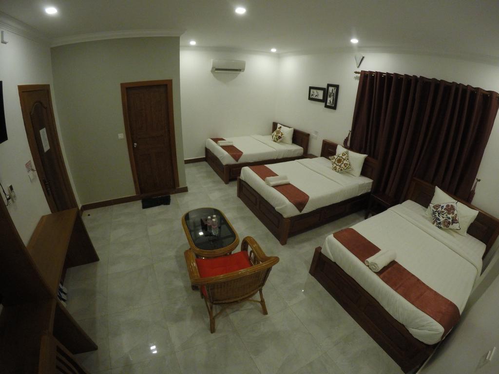 Happy​​ Family Guesthouse Kampot Exterior photo
